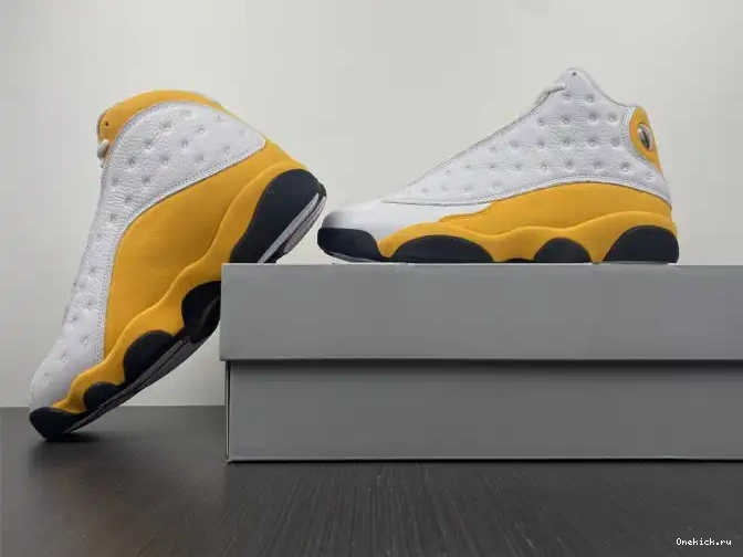 One Kick Jordan 13 414571-167 Del Air Sol 0630
